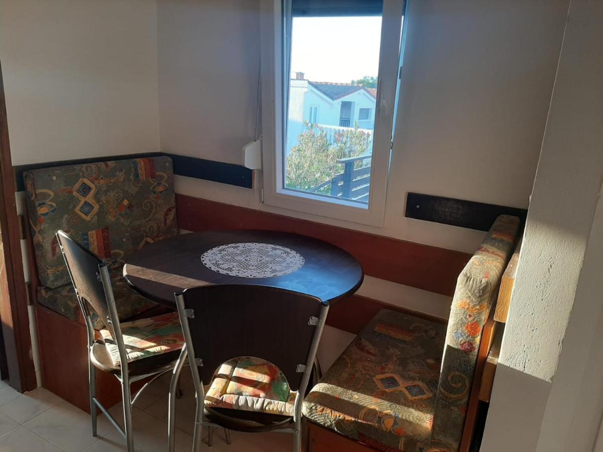 H&F Apartmani Вир Экстерьер фото