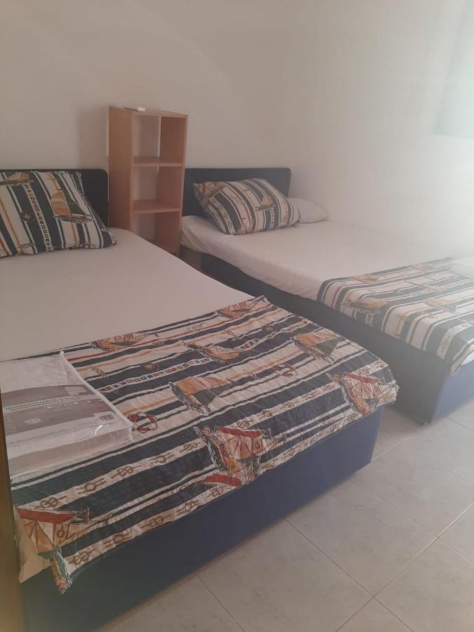 H&F Apartmani Вир Экстерьер фото